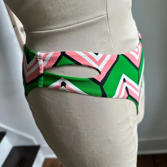 Anthropologie Mermaid 2 Piece Bikini Zig Zag Print sz: Top Small/Bottoms XS - Picture 4 of 13